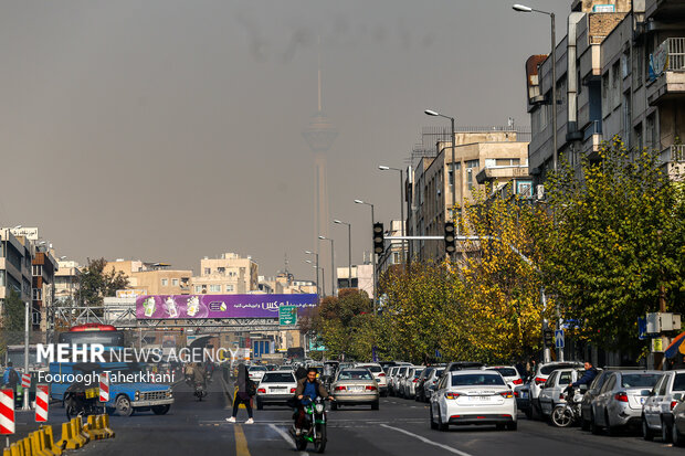 وضعیت هوای تهران همچنان نارنجی است