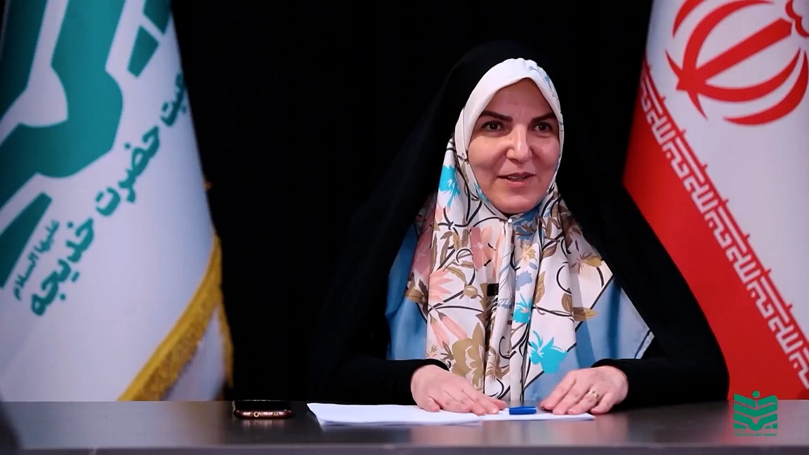 دولت از توسعه تجارت توسط جمعیت حضرت خدیجه(س) حمایت می کند