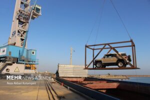 شرط واردات خودرو، موجودی در گمرک و قیمت قطعی است