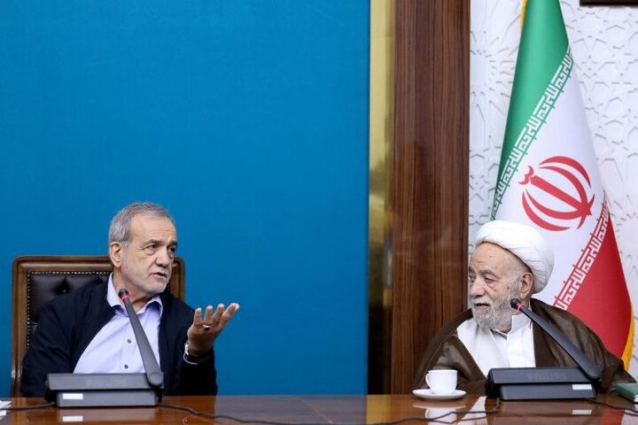 پزشکیان مسجد یکی از ظرفیت‌های مؤثر در ارتقای سطح سواد عمومی است